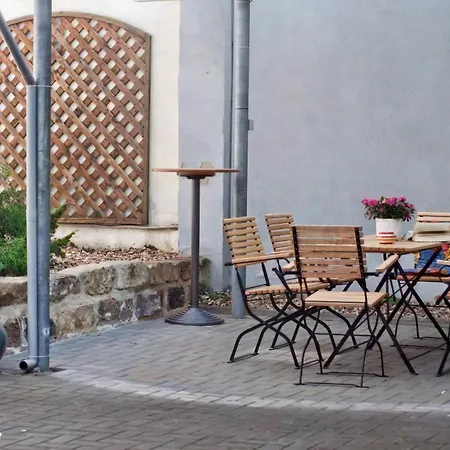 Apartment In Aeussere Neustadt Mit Terrasse *